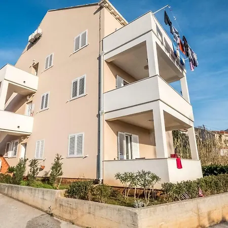 Maja Ii Apartment Cavtat