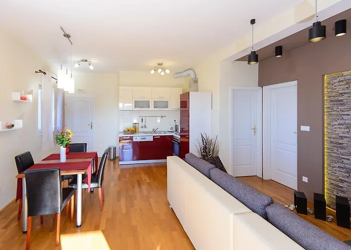 Apartment Maja Ii