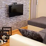 Maja Ii Apartman *
